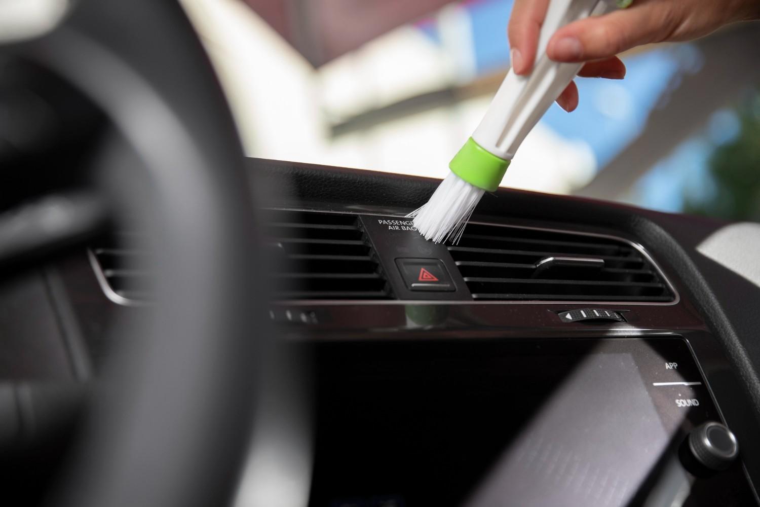 Car AC foam cleaning service